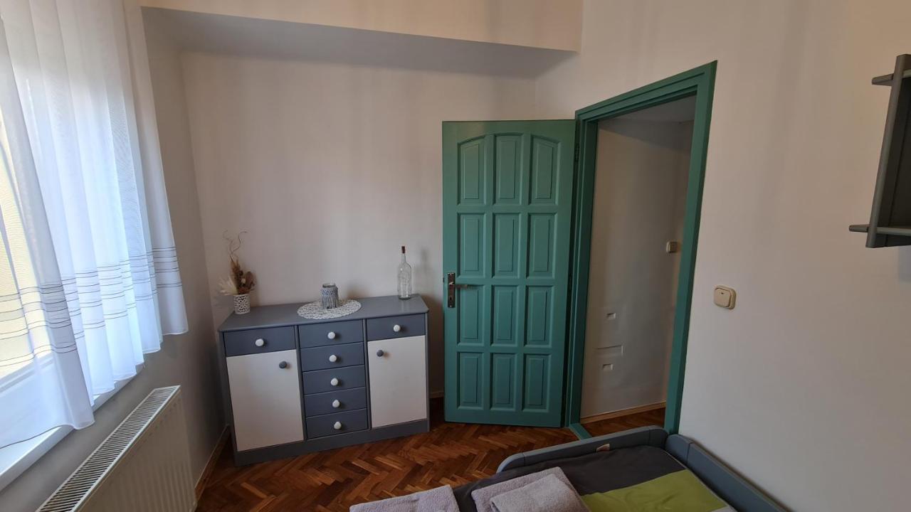 Ri-Jo Apartman Мохач Экстерьер фото
