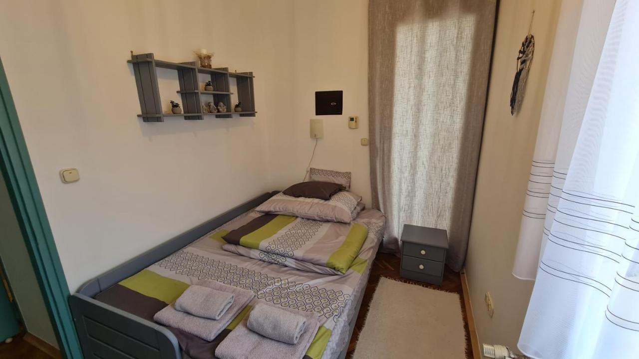 Ri-Jo Apartman Мохач Экстерьер фото