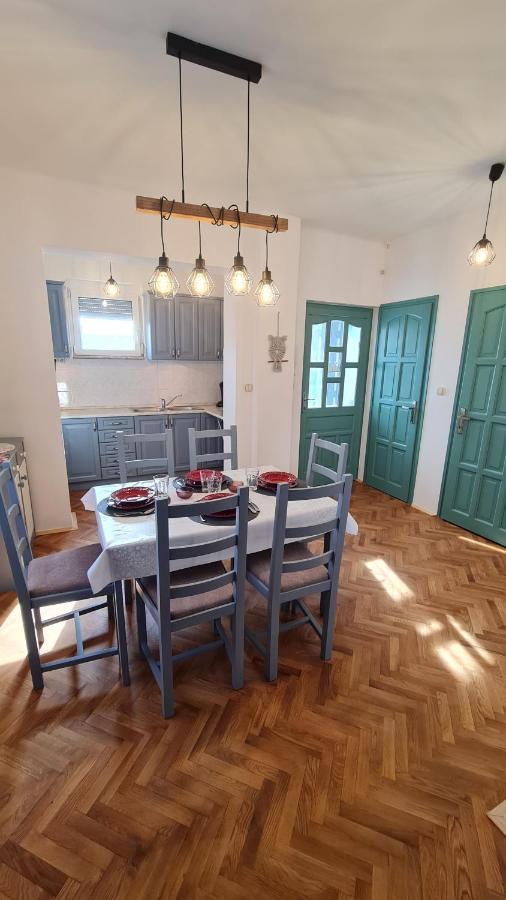 Ri-Jo Apartman Мохач Экстерьер фото